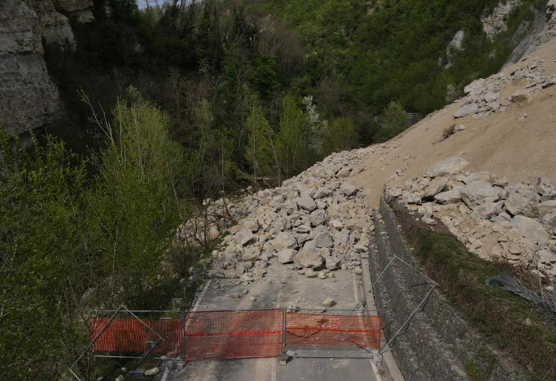 Riaperta la Fondovalle ma ancora lavori in corso